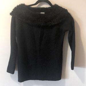 Black sweater with faux fur